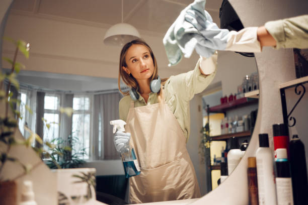 Über Uns istockphoto 1455431483 612x612
